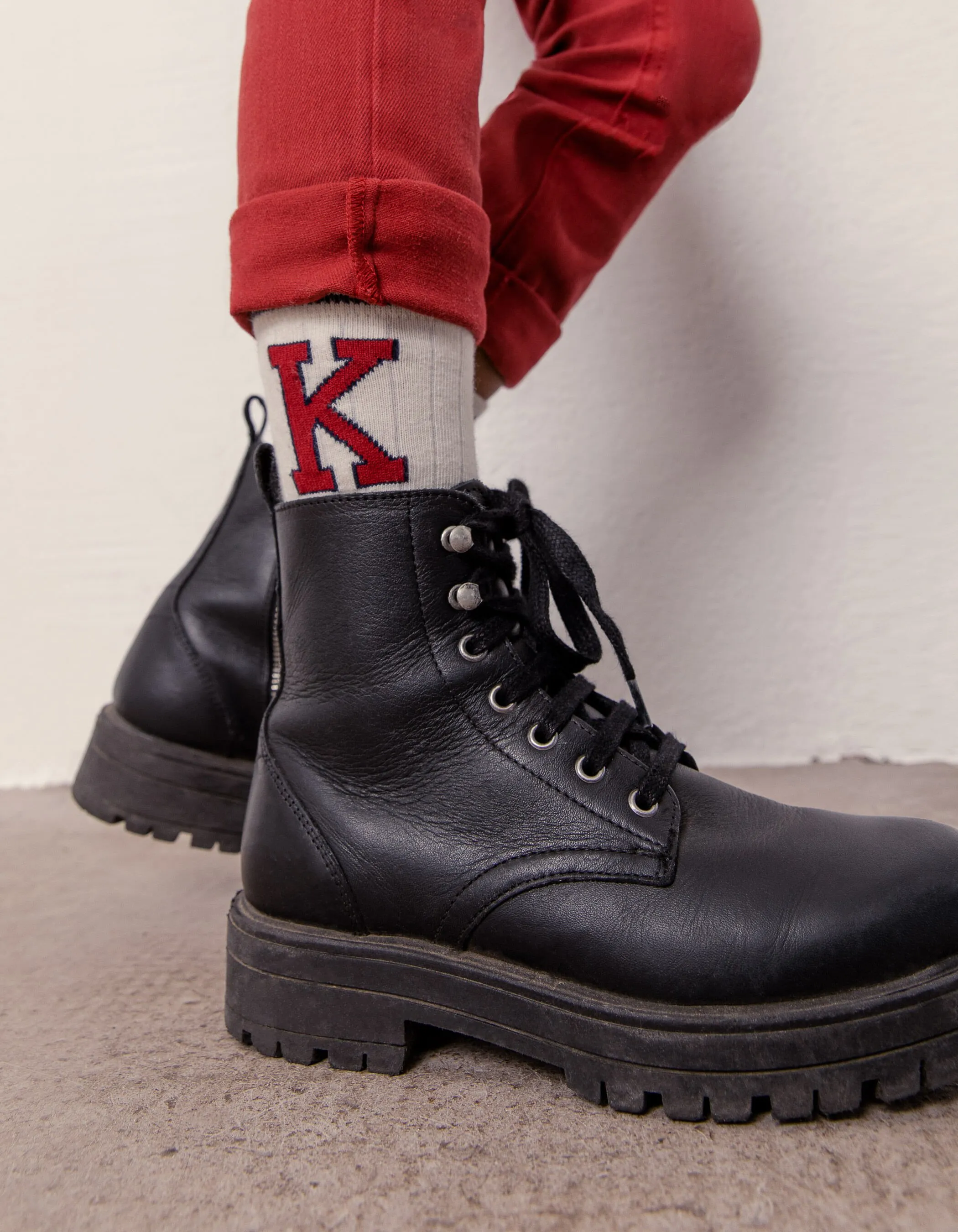 Chaussettes navy foncé, écrues et rouges garçon