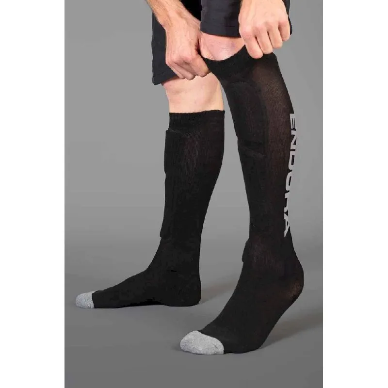 ENDURA SingleTrack Shin Guard Sock - Chaussettes vélo homme | Hardloop