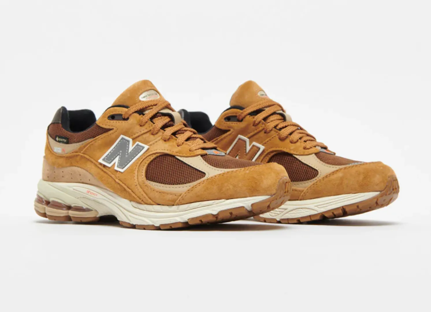 New Balance 2002R Gore-Tex Tobacco