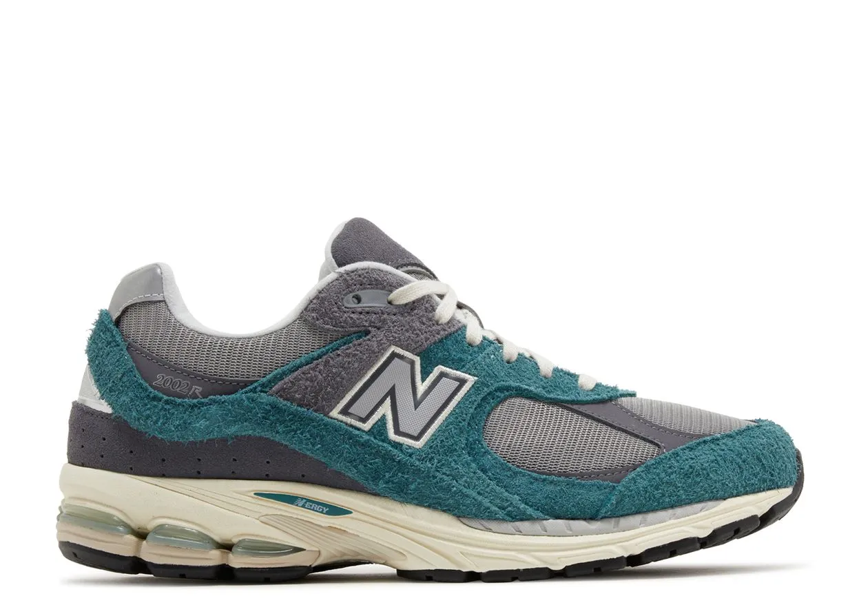 New Balance 2002R New Spruce Magnet