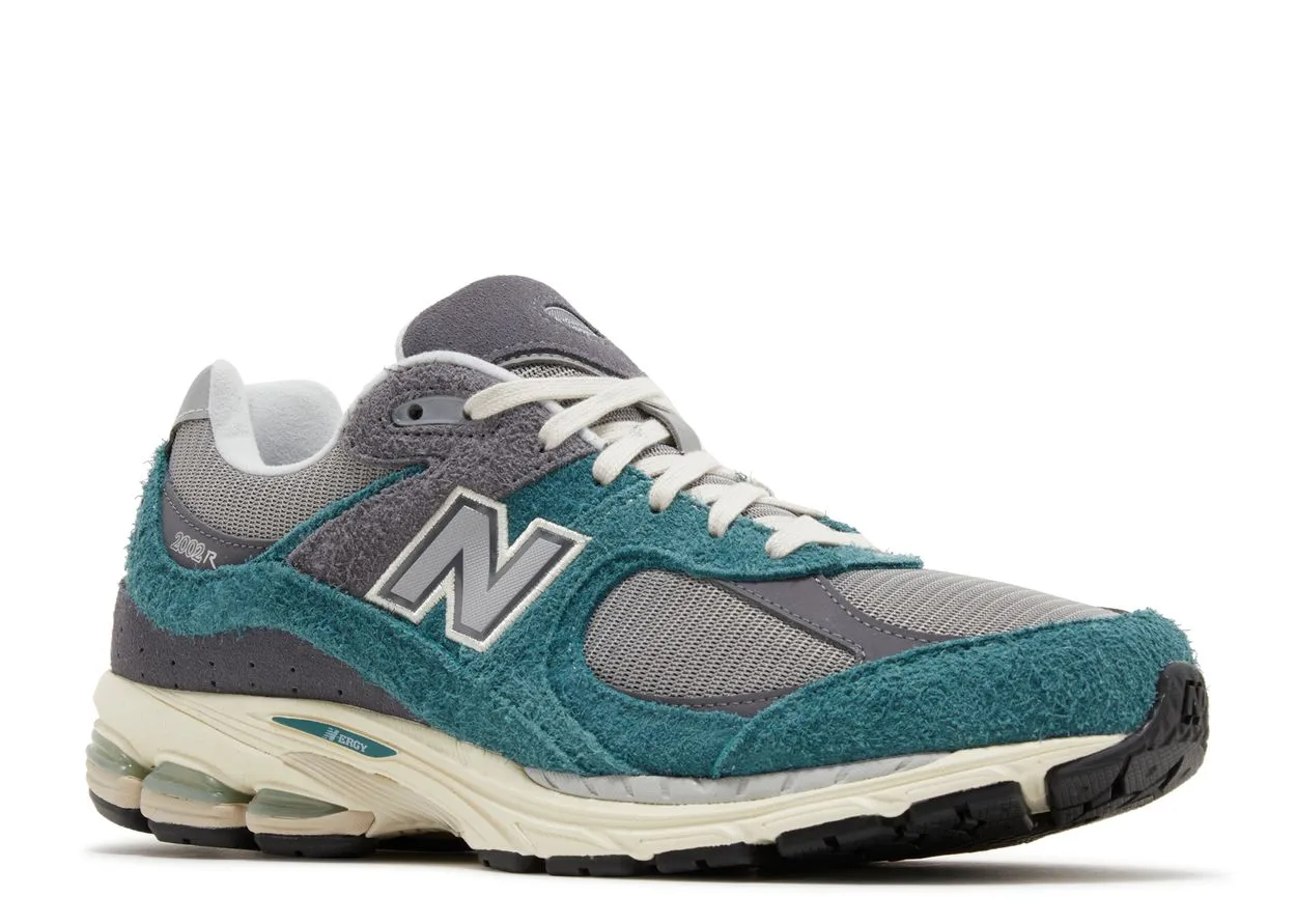 New Balance 2002R New Spruce Magnet