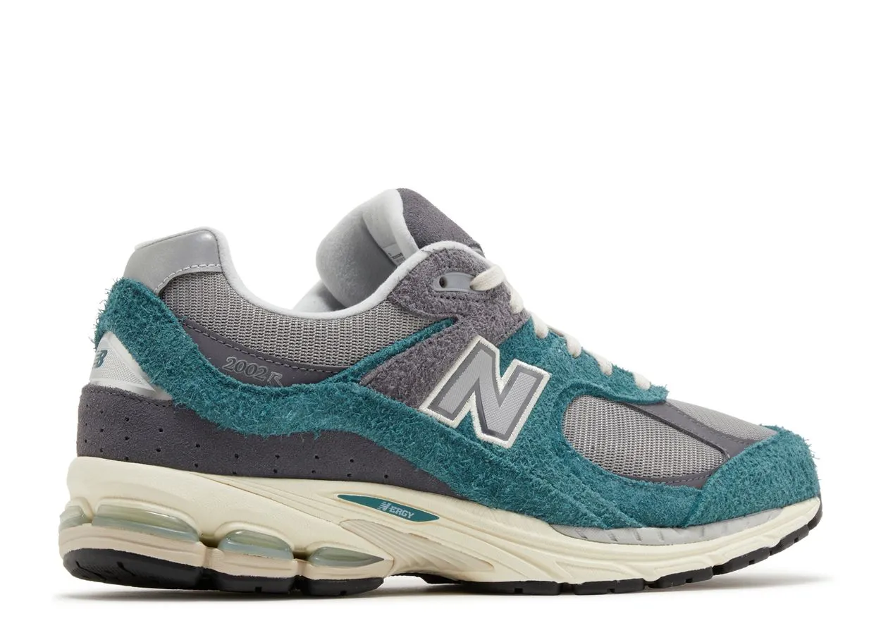 New Balance 2002R New Spruce Magnet