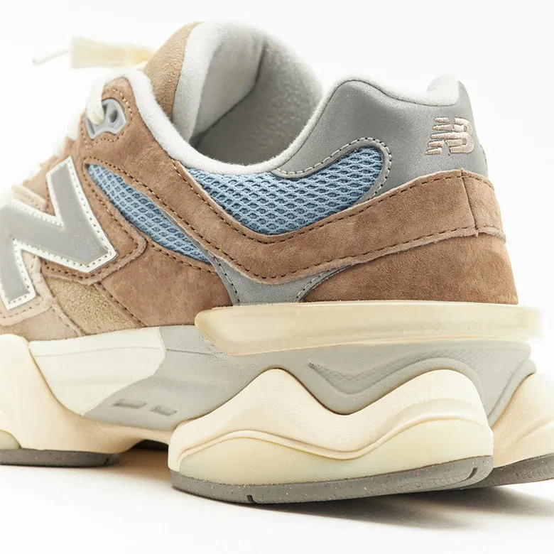 New Balance 9060 Mushroom