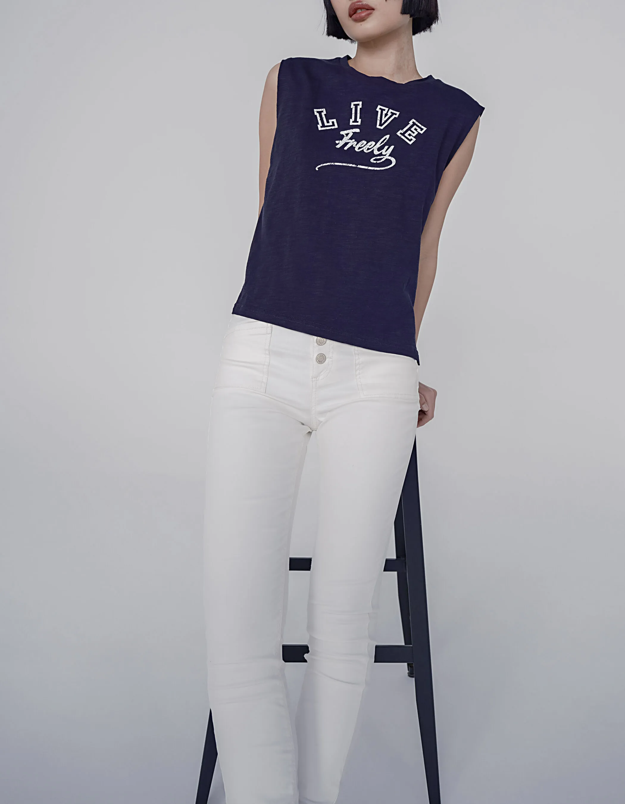 Tee-shirt en coton bleu marine visuel message surf femme